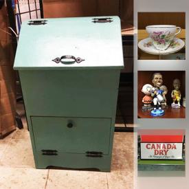 MaxSold Auction: This online auction features Fire King Mugs, Copper Pans, Potato Bin, Pipe Clamps, Le Creuset Casserole, Tea Cups, Prospector Rocks, Lamp, LazyBoy Chairs, Bobble Heads, Soldering Gun, Toys, Sunbeam Mixmaster, Small Kitchen Appliances and much more!