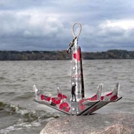 MaxSold Auction: This online auction features a "Valentine for Veterans" tightline anchor.