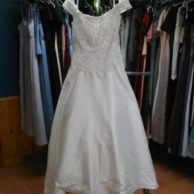 MaxSold Auction: This auction features 2001 Ford Windstar, Large Selection of Wedding Gowns, Metal Movie Display Rack, Milano Formals Dresses, Bridesmaid Dresses, Metal Heavy Duty Stock Rack, Vintage Record Stands and Records, Child's Toy, Children's Learning Games, Books, Porcelain Dolls, Collector Plates and much more!
