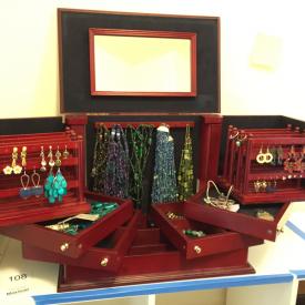 MaxSold Auction: **Due to limited parking there will be an offsite check in at
Hereford Middle School, 712 Corbett Road, Monkton, MD 21111
Please check in with the MaxSold employee at this off site  location

This auction features elegant jewelry box, bookcase, lap desk, patio bench, cassette collection, Samsung flatscreen, jewelry boxes, large recliner, superior sewing machine, plant decor, antique wicker strollers, dresser, vintage lingerie, trunks, and more!
