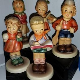 MaxSold Auction: This online auction features Goebel, M.I. Hummel doll, German wooden figurines, Danbury mint castle, Salt and pepper shakers, plate and stand, decorative bowls, dishes, and banana stand,wood decoys, Franklin mint ship plates,atomic clock, books, linens, blanket, twin bed, dresser, cabinet, lamp, sofa,electronics such as computer monitor with speakers, flat screen envision TV as well as appliances, Alpine tracker ski machine, tools, medical supplies and much more!