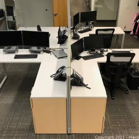 MaxSold Auction: This online auction features Bullpen-style desks that can connect in a number of ways. Each desk offers both privacy and a collaborative work environment with a 42" partition. The Bull pen arrangement provides power for each pen/pod.