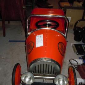 MaxSold Auction: This online auction features Signed Art and Clock, Cameras, Decor, Collector Pins, Civil War Bookends, Wood boxes, Bronze Sculptures, Barye Sculpture, Pyrex Bowls, Tins and Candles, Vintage Coin Banks, Fisher Price Toys and much more.