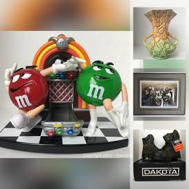 MaxSold Auction: This online auction features art glass, vintage books, vintage fishing gear, legos, comics, collectible teacups, comics, golf clubs, egg cups, laundry pedestal and much more!