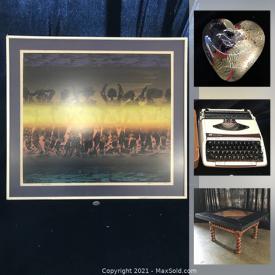 MaxSold Auction: This online auction features vintage pyrex, loudspeakers, art glass, MCM Poole Delphis dishes, crystal bowl and much more.