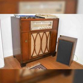 MaxSold Auction: This online auction features Baldwin piano, Vintage Marantz SR1000 stereo, Violin, Vintage China Cabinet, Royal Albert China and More, Curio Cabinet, Projector and its Screen and much more!