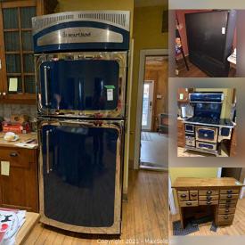 MaxSold Auction: This online auction features Chest, Small Appliances, Cameras, TVs, Glassware, Guitar, Golf Clubs, Slot Machine, Chandeliers, Paintings, Arts, Mirrors, Mannequin and much more!