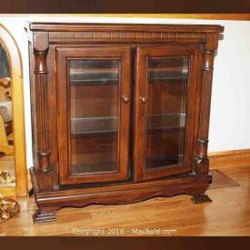 MaxSold Auction: This online auction features Oak Furniture, Lamps, Recliner, Wood Carving, Decorative Plates, Glass and Crystal, TV and DVD Player, Display Shelves, Wall Art and much more!