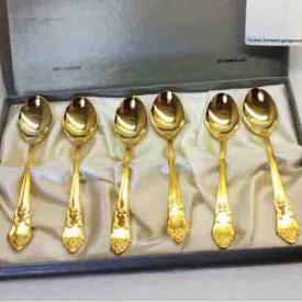 MaxSold Auction: This online auction features sterling silver, electronics, collectibles, glassware, kitchenware, artworks and furniture such as antique fans, silver plate flatware in box, vintage janis collection 24K gold plated spoons, vintage cutlery set, lamps, tables and much more!