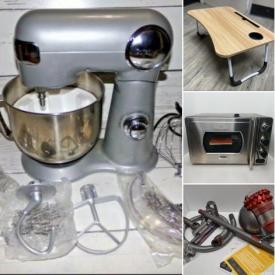 MaxSold Auction: This online auction includes computer peripherals, small kitchen appliances, Dyson vacuums, glassware, power tools, cookware, and more!