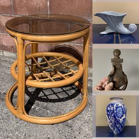 MaxSold Auction: This online auction features vintage jewelry boxes, vintage horse brass, art glass, antique bottles & books, sports equipment, women&#39;s clothing, art pottery, vintage pyrex, Fenton glass, vintage wicker furniture and much more!