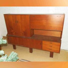 MaxSold Auction: This online auction features electronics, furniture, collectibles, decors, tools and artworks such as Mid-century modern teak laminate entertainment hutch, antique Thomas Edison cylinder records, stereo receiver with speakers, end table, sofa and much more!