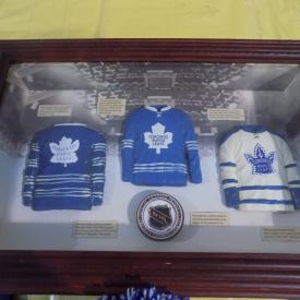 MaxSold Auction: This online auction features collectibles such as Toronto Maple Leafs for the super fan, Transformers promotional golf bag with Marjorie Goldner's name on it, NHL figurines, 1992 MVP Pat Borders framed & numbered print, media entertainment such as LPs, 45s, CDs and DVDs, sporting goods such as golf clubs, fishing gear and chest waders, fitness equipment, ball gloves, scooters and inline skates, kitchen appliances such as new Moffat dishwasher, Magic Bullet single shot and Hamilton Beach Dispensing Blender, new baby supplies, kids toys, DVDs and books, office supplies, electronics such as PlayStation 3 and XBox 360 consoles, Toshiba laptop, 32" Samsung TV, printers, Argus M-500 reel to reel projector, tools, power tools and much more!