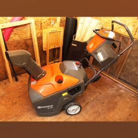 MaxSold Auction: This online auction features flat screen TV, drill press, weed whacker, fine china, sump pumps, holiday decor, art supplies, books, storage, chain saws, bike rack, snow blower, leaf blowers, and much more!