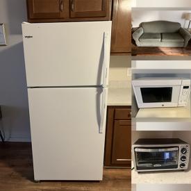 MaxSold Auction: This online auction includes appliances such as refrigerators, dishwashers, microwave, stove and more!