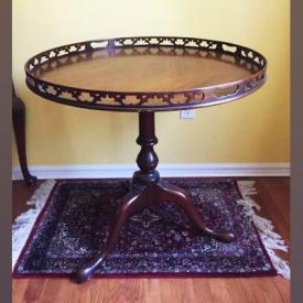 MaxSold Auction: This online auction features Antique Victorian Chairs, Antique Rocker, Biggs Tiered Table, Lladro figurines, Coalport bone china houses, Comics, 1810 wash stand, vintage linen, Sterling and Gold Necklace, Garden cast iron seat and table, and much more!