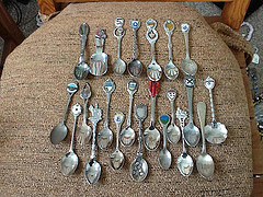MaxSold Auction: This auction features decorative plates, vintage Elvis magazines, facial mister, autographed sports cards, jewelry, antique well pump, collectible bank notes, China dishes, leg braces, tools and Marvel comic books!