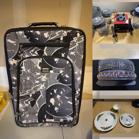 MaxSold Auction: This online auction features ski equipment, costume jewelry, watches, small kitchen appliances, Royal Irish crystal, Heidi Daus jewelry, and more!