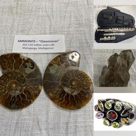 MaxSold Auction: This online auction features room divider, art glass, silver & costume jewelry, teacup/saucer sets, raw gemstones, small kitchen appliances, sports collectibles, coins, collector buttons, trinket boxes, decorative teapots, Henriot Quimper, Swarovski jewelry, vintage marionette, sleigh bed, and more!