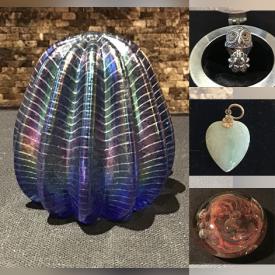 MaxSold Auction: This online auction features jewellery, artwork, glass paperweights, furniture, vintage cookbooks, art supplies, leather jackets, game consoles, pottery, and much, much, more!!!