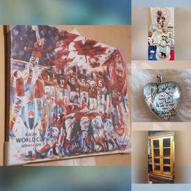 MaxSold Auction: This online auction features costume jewellery, custom-made candle holders, custom-made ornaments, girls\' clothing, video games, Avon decanters, and more!