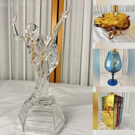 MaxSold Auction: This online auction features area rug, decanter, Fenton glass, art glass, art prints, crystal vanity items, art pottery, men’s & women’s clothing & footwear, DVDs, boxing gear, costume jewelry, and more!