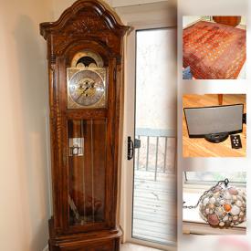 MaxSold Auction: This online auction features Howard Miller vintage grandfather clock, Pakistani wool area rug, books such as health, travel, and sports, art such as Masakane Satomi original watercolor, Lee Ann Fanning serigraph, Fred Stone collector plates with COA, vintage cloisonne plate, and Murano glass figure, Bose iPod dock and much more!